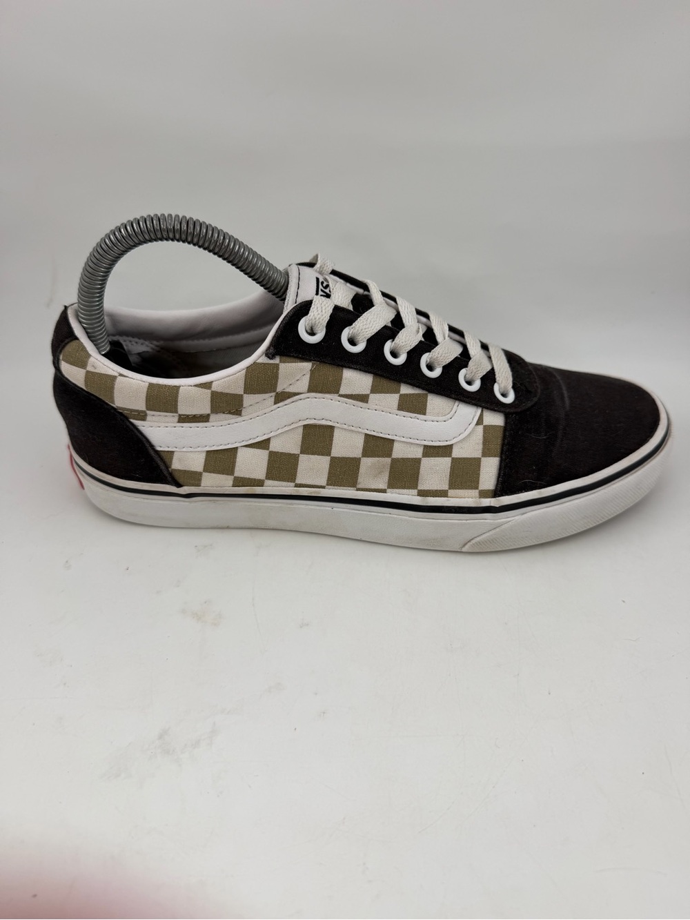 Vans Women’s Low Top Checkerboard -SZ 8.5- Skate Shoe - Black & Olive